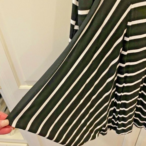 P Luca Milano Top Large Slush Pockets Zip Neck Black White Sleeveless Tunic Top - Picture 3 of 7